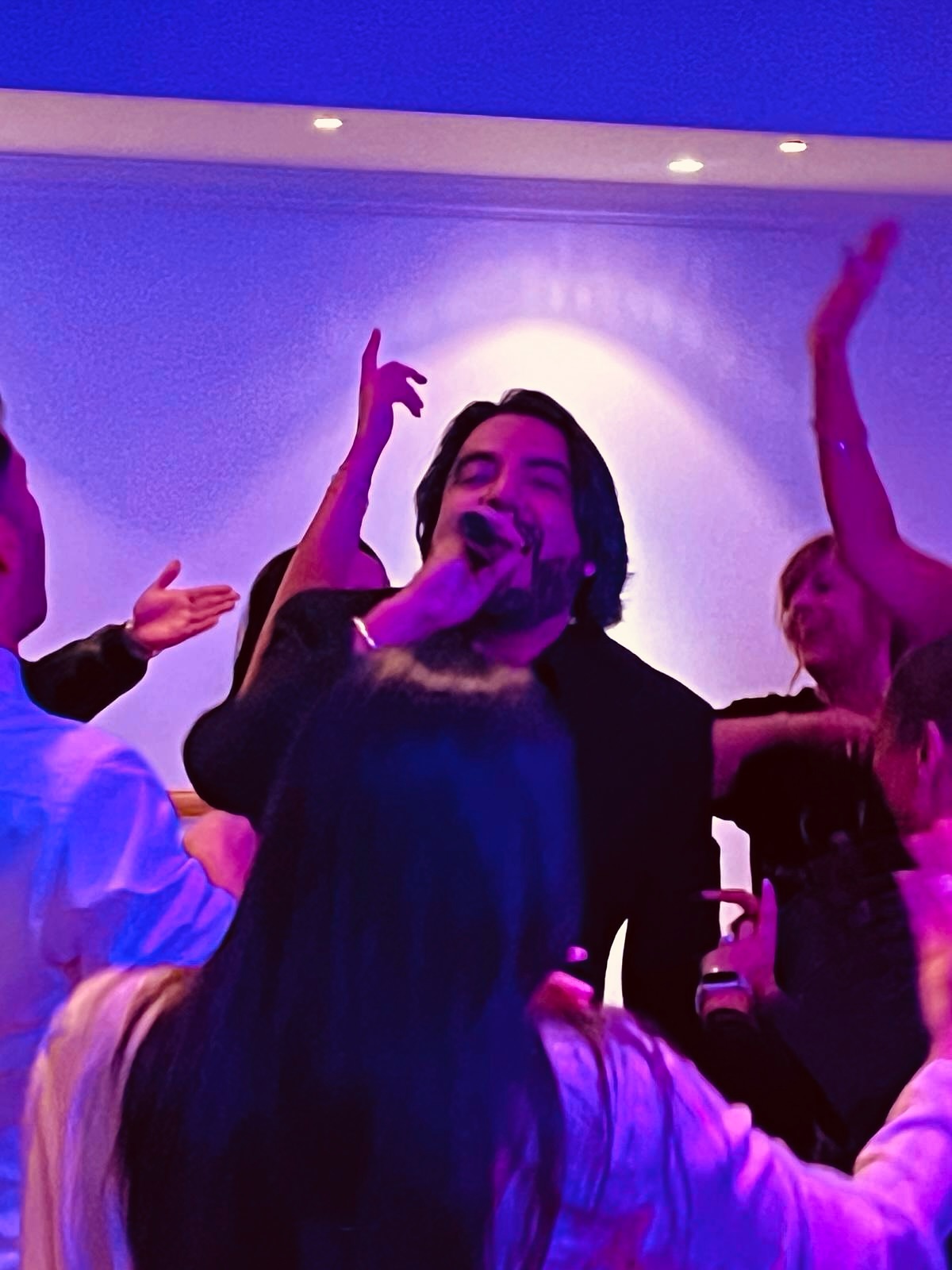 Harvey Sahota Stage Show